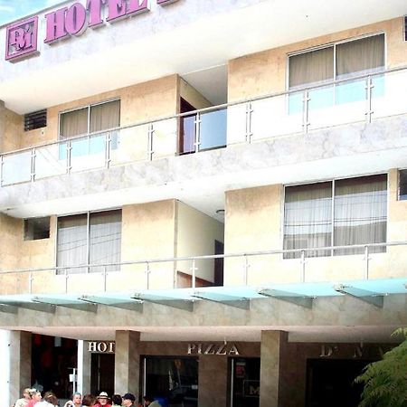 Hotel D'Mario Lago Agrio Ngoại thất bức ảnh